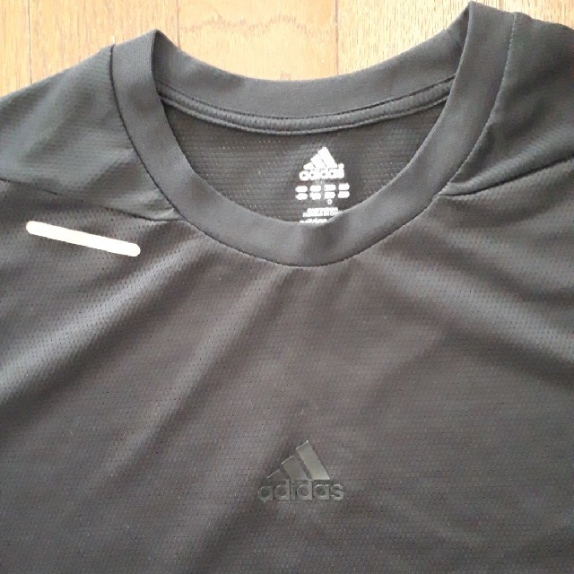 adidas(アディダス)のアディダスTシャツ メンズのトップス(Tシャツ/カットソー(半袖/袖なし))の商品写真