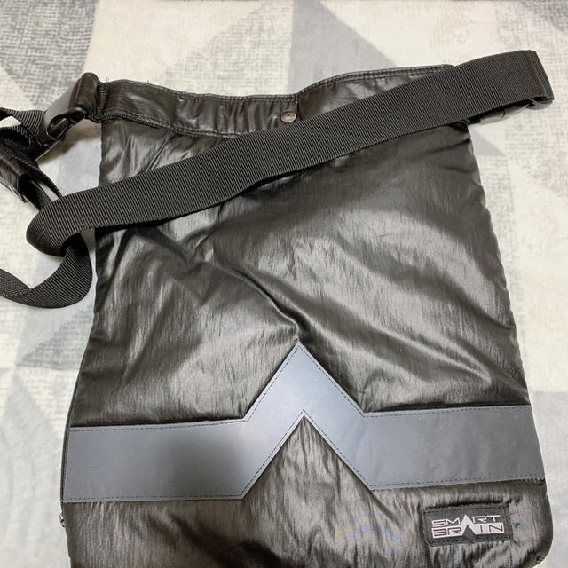 ロールアップショルダーバッグ　2way メンズのバッグ(ショルダーバッグ)の商品写真