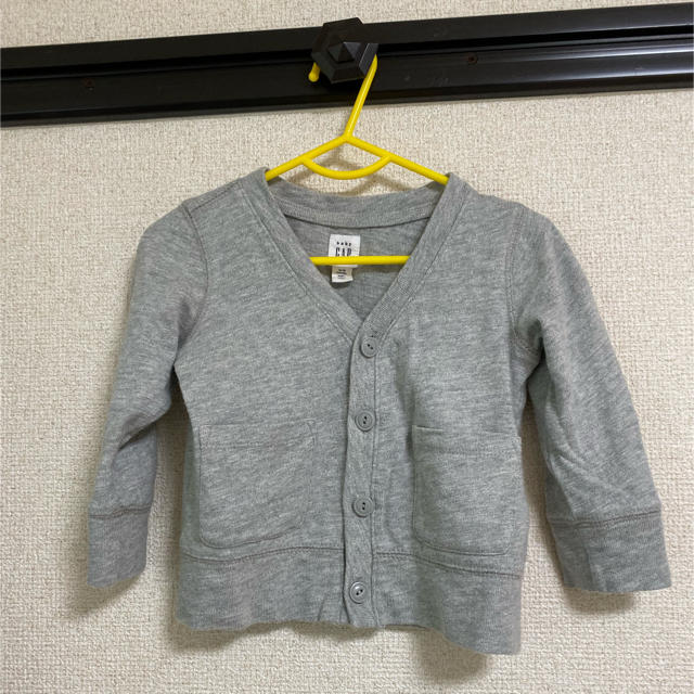 babyGAP(ベビーギャップ)のbaby gap カーディガン キッズ/ベビー/マタニティのベビー服(~85cm)(カーディガン/ボレロ)の商品写真