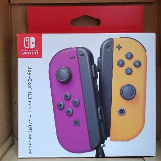 ニンテンドースイッチ(Nintendo Switch)のSwitch Joy-Con ネオンパープル ネオンオレンジ(その他)