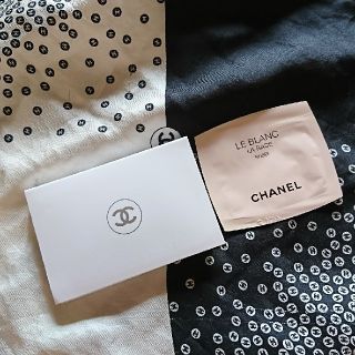 シャネル(CHANEL)のルブランコンパクトラディアンス20&ルブランラバーズロゼ(サンプル/トライアルキット)