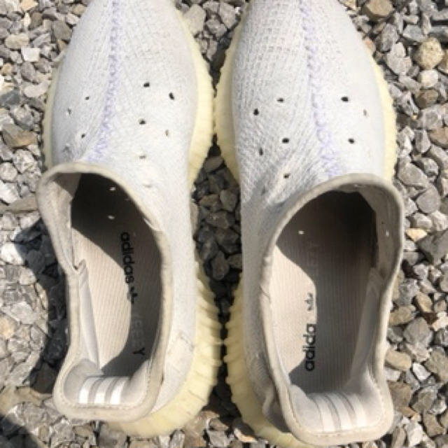 靴/シューズAdidas yeezy boost 350 v2 ホワイト 27cm