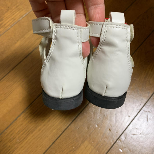 １３センチ 女の子サンダル キッズ/ベビー/マタニティのベビー靴/シューズ(~14cm)(サンダル)の商品写真