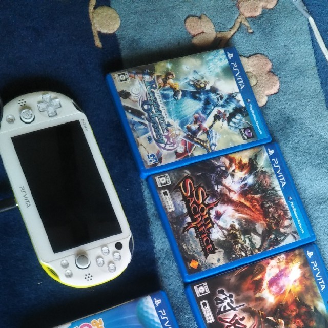 お買い得品 PS vita ソフト6本付き 8GB superior-quality.ru:443