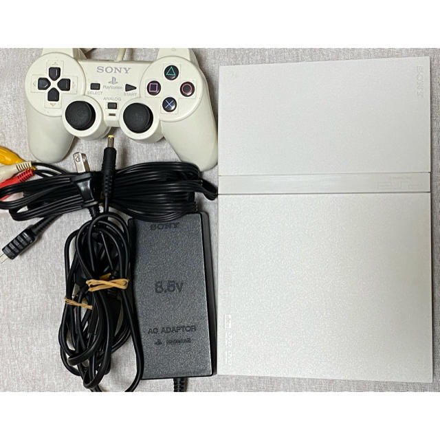 PlayStation 2 セラミック・ホワイト (SCPH-77000CW)