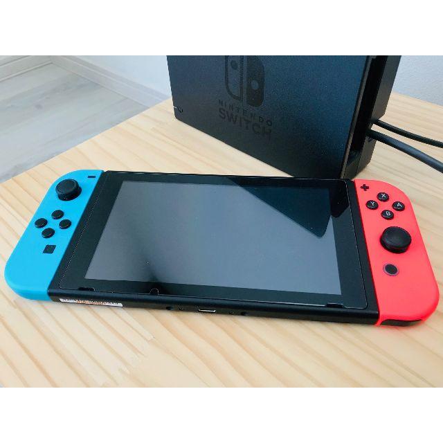 任天堂(ニンテンドウ)のニンテンドー スイッチ Nintendo Switch 付属品全てあり中古 本体 エンタメ/ホビーのゲームソフト/ゲーム機本体(家庭用ゲーム機本体)の商品写真