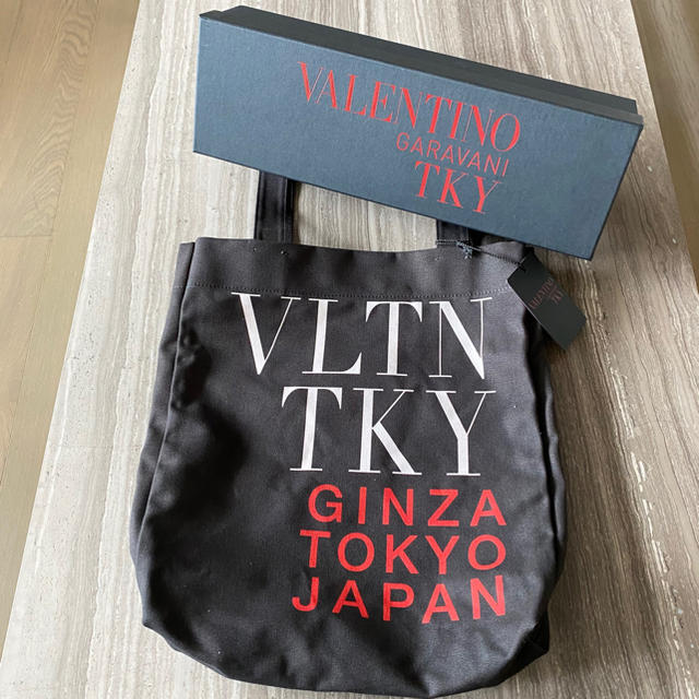 メンズVALENTINO トートバッグ　新品　超希少品