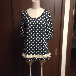 アロー(ARROW)のちょい長ドット○°トップス(チュニック)
