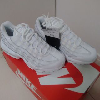 ナイキ(NIKE)の新品　ナイキ　NikeAirMax95 スニーカー　24cm(スニーカー)