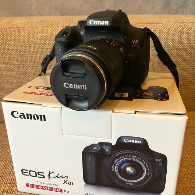 新品で購入 キャノンデジタル一眼レフカメラCanon EOS Kiss x8i レンズ