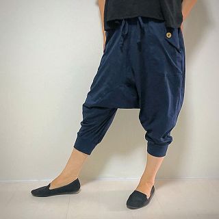 【新品】涼し気七分丈ハーフパンツサルエルパンツ(ネイビー)(サルエルパンツ)