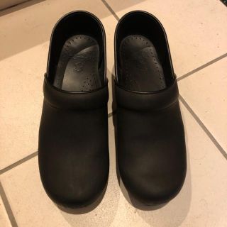 ダンスコ(dansko)のねね様専用　danscoプロフェッショナル　オイルドレザー　ブラック/サイズ39(ローファー/革靴)