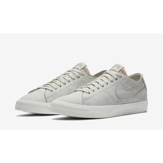 ナイキ(NIKE)のNIKE SB BLAZER LOW DECON(スニーカー)