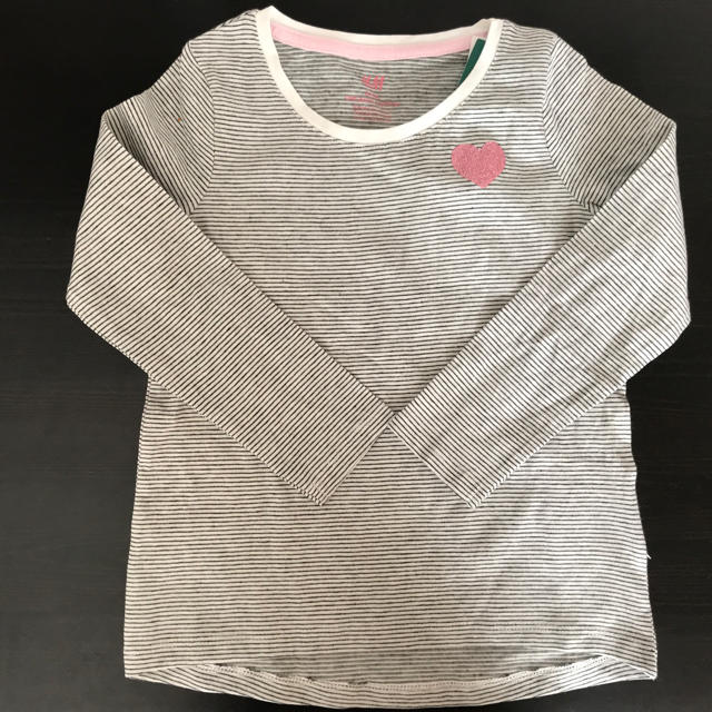 H&M(エイチアンドエム)のボーダー　長袖Tシャツ キッズ/ベビー/マタニティのキッズ服女の子用(90cm~)(Tシャツ/カットソー)の商品写真