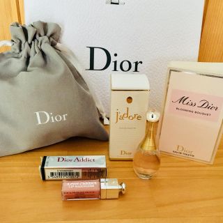 Dior - 〈Dior〉リップ&香水ミニサイズ (巾着ポーチ・香水サンプル Dior - 〈Dior〉リップ&香水ミニサイズ (巾着ポーチ・香水サンプル