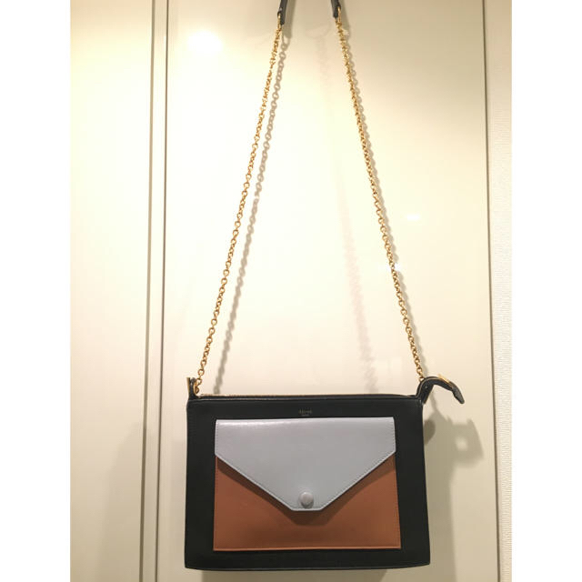 セリーヌ(Celine) レザー ミディアム チェーン ショルダーバッグ