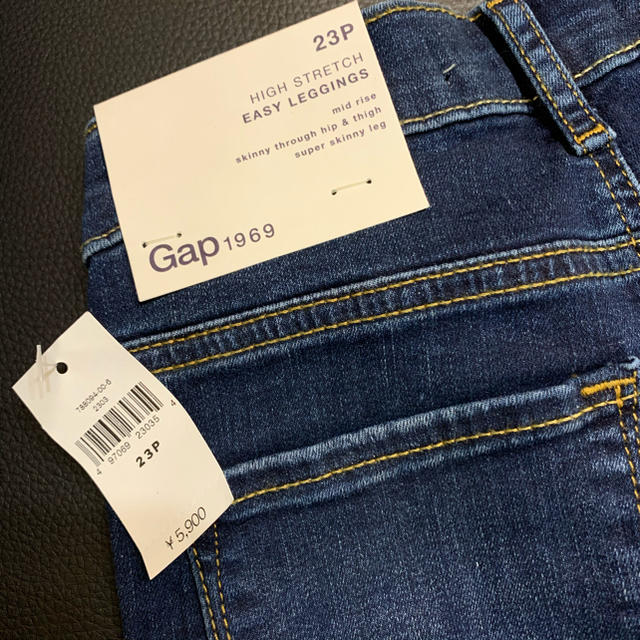 GAP(ギャップ)の[新品タグ付] デニムレギンス レディースのレッグウェア(レギンス/スパッツ)の商品写真