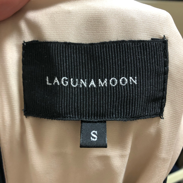 LagunaMoon by pom's shop｜ラグナムーンならラクマ - LADYジオメトリックレースドレスの通販 お得最安値