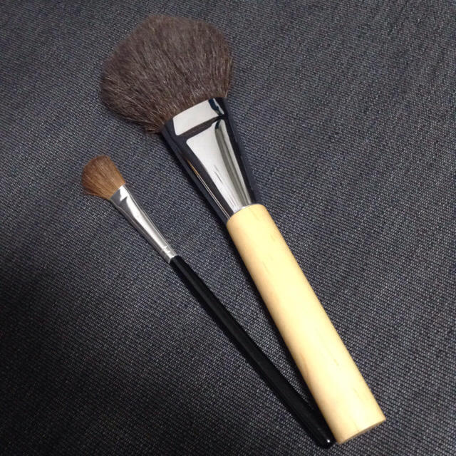 MUJI (無印良品)(ムジルシリョウヒン)の無印リス毛ブラシ&アイシャドーブラシ コスメ/美容のベースメイク/化粧品(その他)の商品写真