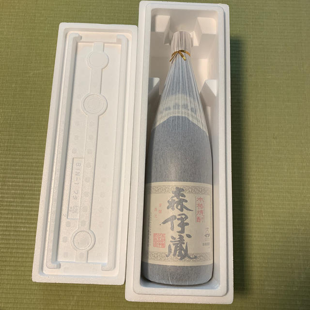 森伊蔵 1.8L　かめ壺焼酎　森伊蔵 1800ml