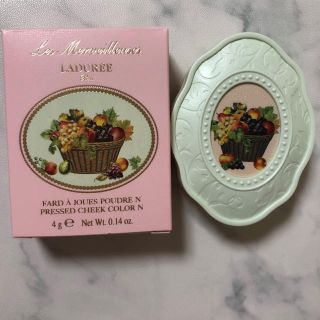 レメルヴェイユーズラデュレ(Les Merveilleuses LADUREE)のレ・メルヴェイユーズ　ラデュレ　プレスト　チークカラー　N 106(チーク)