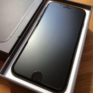 アイフォーン(iPhone)の極美品 残債なし iphone8 64G simロック解除 おまけ simフリー(スマートフォン本体)