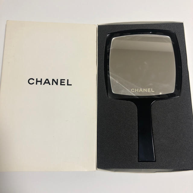 CHANEL(シャネル)のシャネル　CHANEL 手鏡 レディースのファッション小物(ミラー)の商品写真