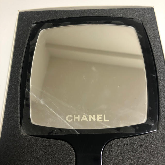 CHANEL(シャネル)のシャネル　CHANEL 手鏡 レディースのファッション小物(ミラー)の商品写真