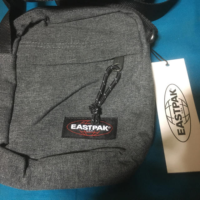 EASTPAK(イーストパック)のEASTPAK ショルダーバッグ　ポーチ　イーストパック　THE ONE 新品 メンズのバッグ(ショルダーバッグ)の商品写真