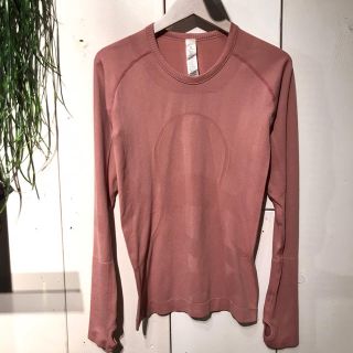 ルルレモン(lululemon)の新品 ルルレモン 長袖 ニット Tシャツ ピンク サイズ4 (カットソー(長袖/七分))