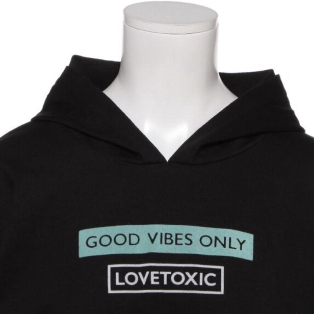 lovetoxic(ラブトキシック)のラブトキシック ラブトキ S 140 新品 定価3850円 ワンピース 半袖 キッズ/ベビー/マタニティのキッズ服女の子用(90cm~)(ワンピース)の商品写真