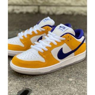 NIKE - NIKE SB DUNK LOW PRO LASER ORANGE 26cmの通販 by ...