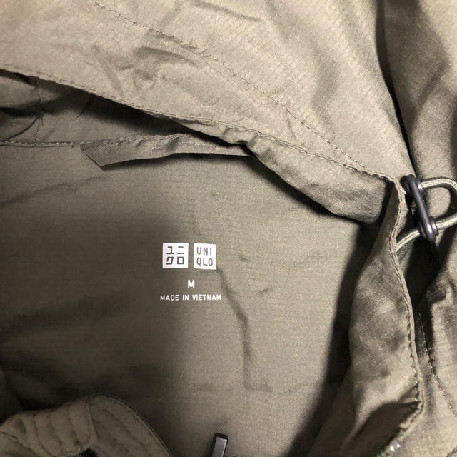 UNIQLO(ユニクロ)の【値下げ】ユニクロ　ポケッタブルパーカー メンズのジャケット/アウター(ナイロンジャケット)の商品写真
