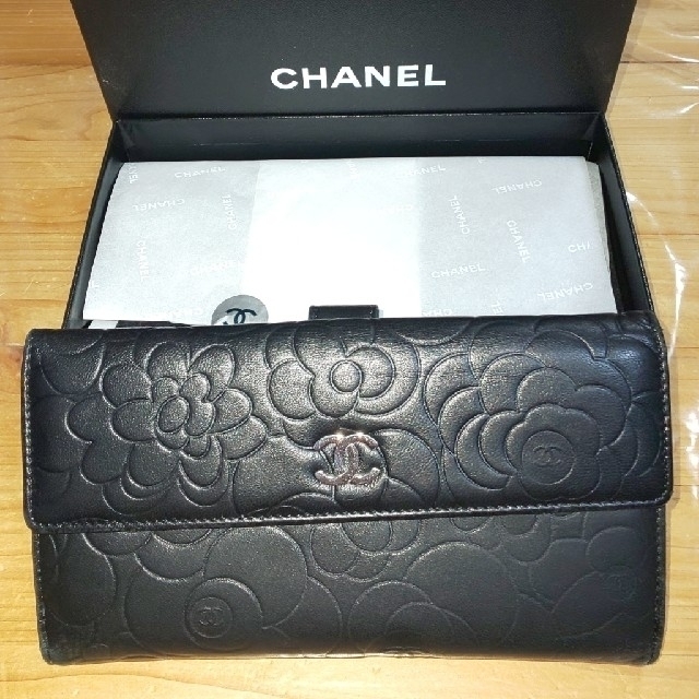 CHANEL(シャネル)のhyhy様※CHANEL 長財布 カメリア レディースのファッション小物(財布)の商品写真