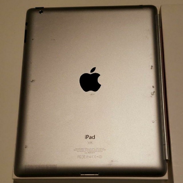 iPad(アイパッド)のiPad2　16GB　Wi-Fiモデル スマホ/家電/カメラのPC/タブレット(タブレット)の商品写真