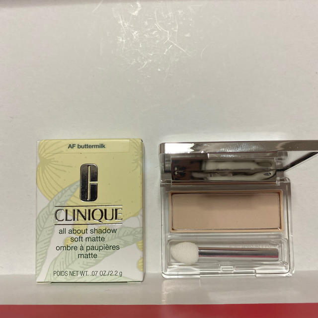 CLINIQUE(クリニーク)のCLINIQUE☆クリニーク☆オールアバウトシャドウ☆バターミルク☆新品未使用 コスメ/美容のベースメイク/化粧品(アイシャドウ)の商品写真