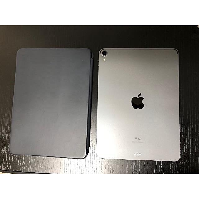 iPad(アイパッド)のiPad Pro 11 256GB + Smart Keybord Folio スマホ/家電/カメラのPC/タブレット(タブレット)の商品写真