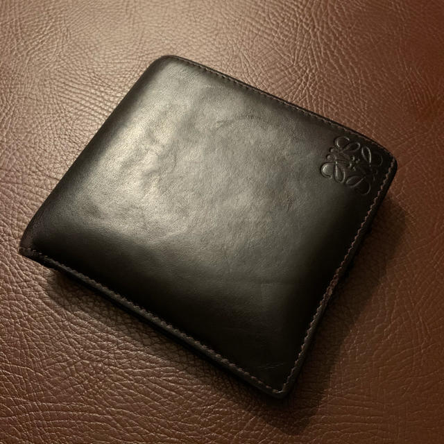 LOEWE(ロエベ)のLOEWE leather wallet 二つ折り　 メンズのファッション小物(折り財布)の商品写真