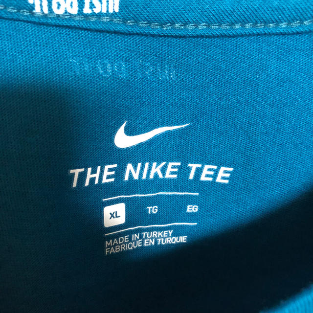 NIKE(ナイキ)のNIKE ナイキ　just do it tシャツ　総柄 メンズのトップス(Tシャツ/カットソー(半袖/袖なし))の商品写真