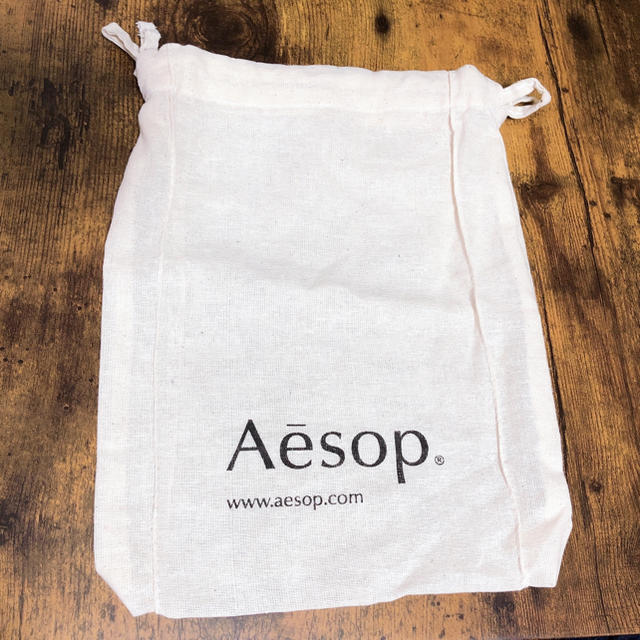 Aesop(イソップ)のサンプル付き　Aesop 巾着 レディースのバッグ(ショップ袋)の商品写真