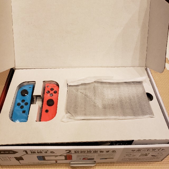 Nintendo Switch 本体 1