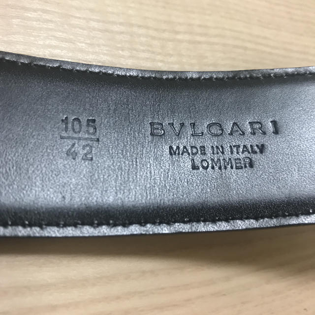 BVLGARI(ブルガリ)の【美品】ブルガリBLGARI　シボ革　レザーベルト レディースのファッション小物(ベルト)の商品写真