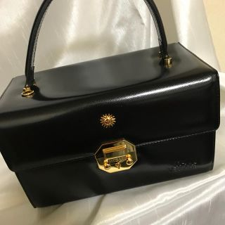 ヴェルサーチ(VERSACE)の美品 versace ベルサーチ バニティ チャーム無し(ハンドバッグ)