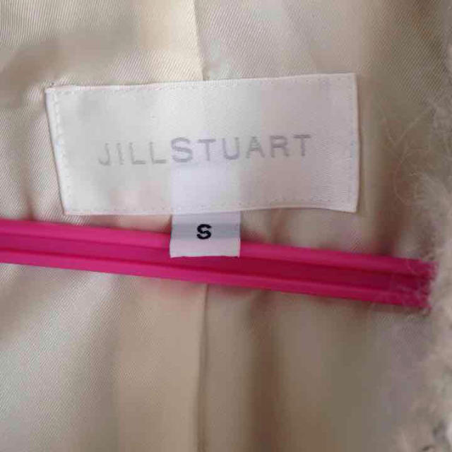 JILLSTUART(ジルスチュアート)のMEG様専用ジル白ジャガードコート レディースのジャケット/アウター(ロングコート)の商品写真
