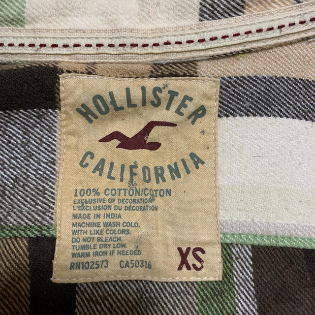 Hollister(ホリスター)のホリスター　チェックシャツ　サイズXS メンズのトップス(シャツ)の商品写真