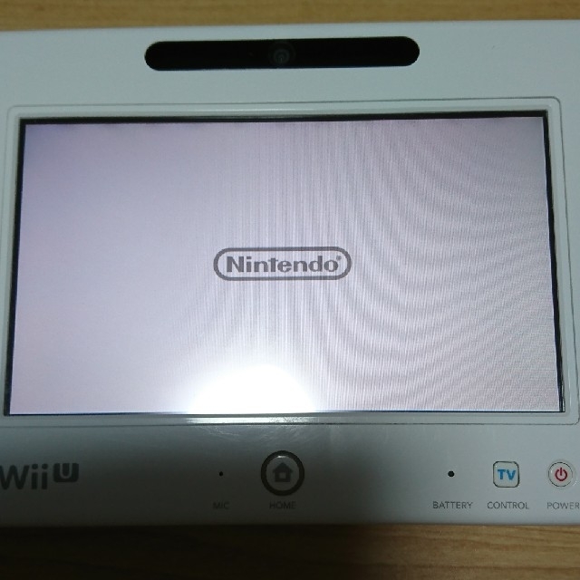 Wii U(ウィーユー)の【動作確認済】WiiU ゲームパッド シロ エンタメ/ホビーのゲームソフト/ゲーム機本体(家庭用ゲーム機本体)の商品写真