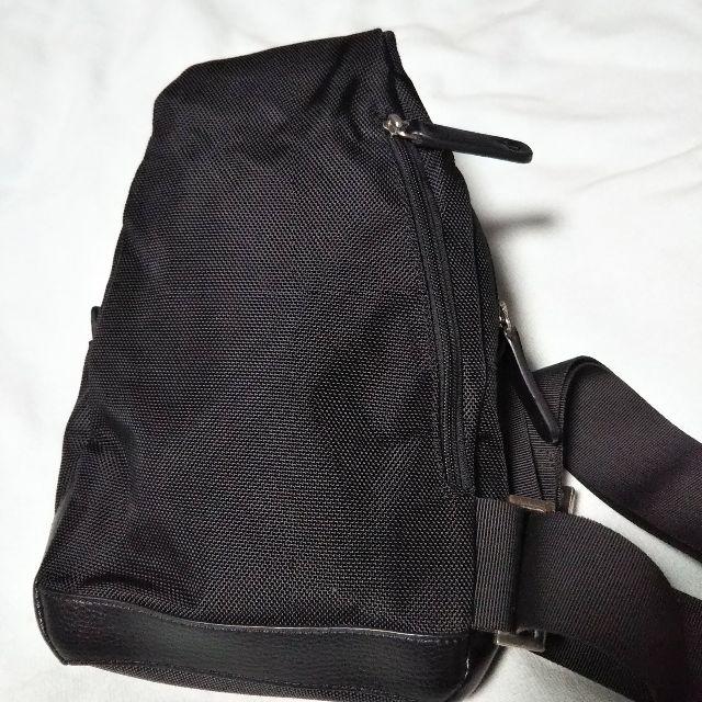 Calvin Klein(カルバンクライン)の【値下】カルバンクライン　ボディーバッグ（黒） メンズのバッグ(ボディーバッグ)の商品写真