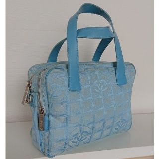 CHANEL(バッグ ・ ブルー・ネイビー/青色系)のフリマアイテム一覧 CHANEL(バッグ ・ ブルー・ネイビー/青色系)のフリマアイテム一覧