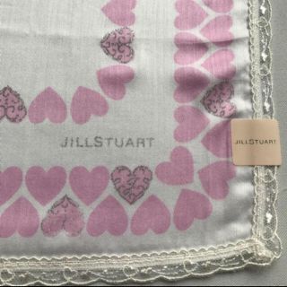 ジルスチュアート(JILLSTUART)の★ジルスチュアート★大判 白 ハンカチ ピンク ハート柄 レース付 新品未使用(ハンカチ)