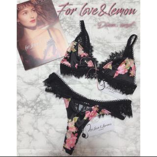 ヴィクトリアズシークレット(Victoria's Secret)の【SALE中】VS(forlove&lemon)可愛いブラレット(ブラ&ショーツセット)